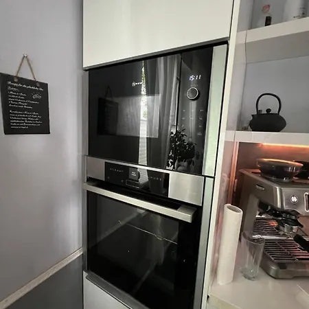 Holiday home M-house Am Anger Bei Berlin Familien, Hunde, Business Und Gastarbeiter Geeignet Kosmetik Angebote Verfuegbar Falkensee