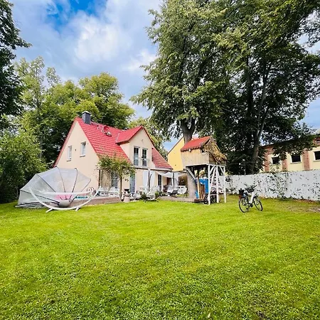 M-house Am Anger Bei Berlin Familien, Hunde, Business Und Gastarbeiter Geeignet Kosmetik Angebote Verfuegbar Falkensee