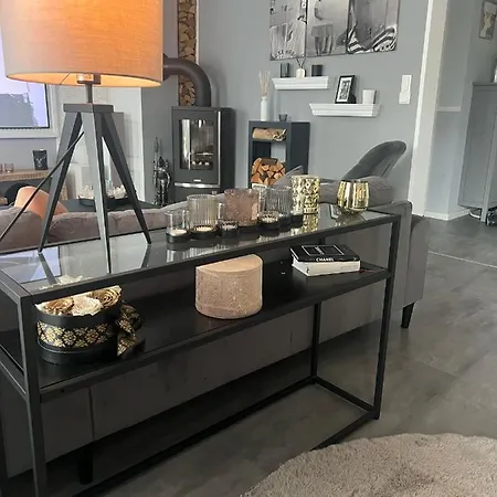 M-house Am Anger Bei Berlin Familien, Hunde, Business Und Gastarbeiter Geeignet Kosmetik Angebote Verfuegbar * Falkensee