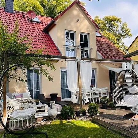 M-house Am Anger Bei Berlin Familien, Hunde, Business Und Gastarbeiter Geeignet Kosmetik Angebote Verfuegbar