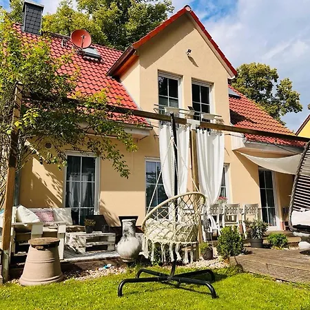 M-house Am Anger Bei Berlin Familien, Hunde, Business Und Gastarbeiter Geeignet Kosmetik Angebote Verfuegbar * Falkensee